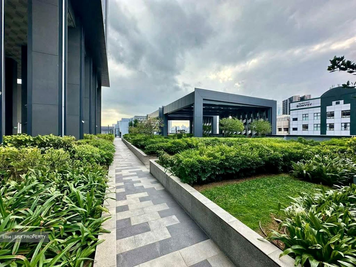 Centrium Square (D8), Office #601907431
